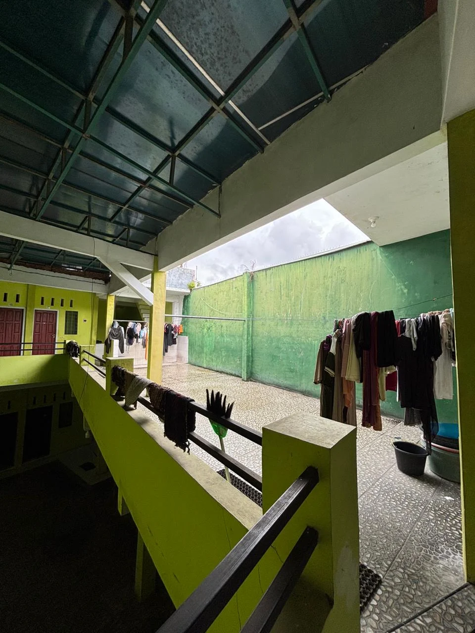 Jemuran dan Tempat Cuci